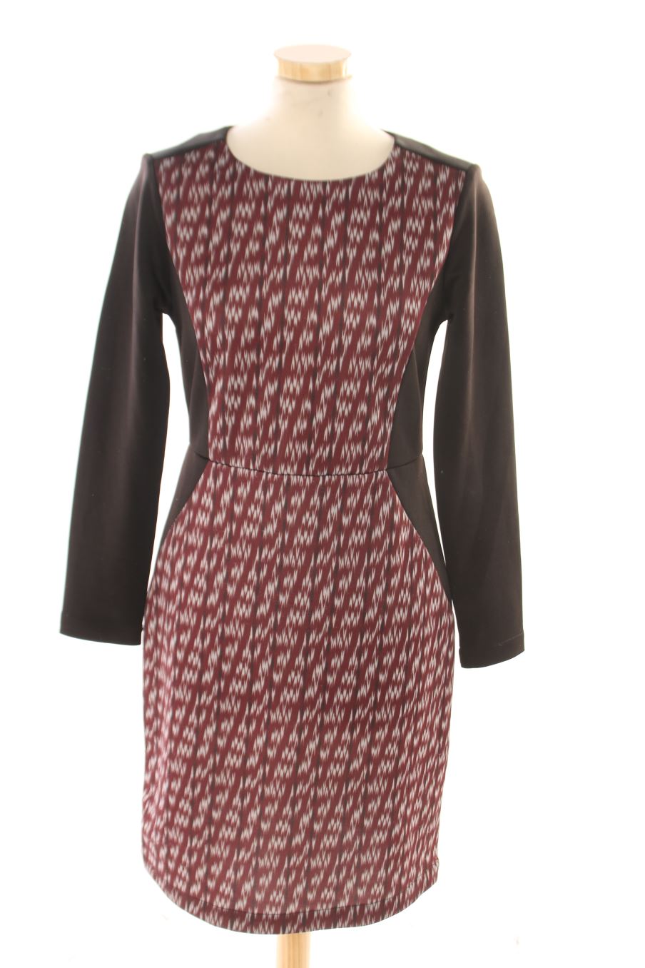 Robe casual JS de la taille 38, de couleur imprimés