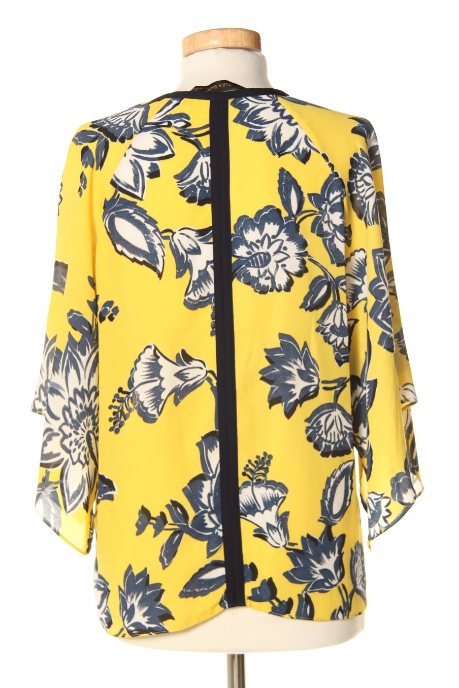 Blusa de manga corta de Zara de la talla M, de color amarillo