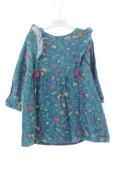 Aufwändiges Kleid 104 Du pareil au même