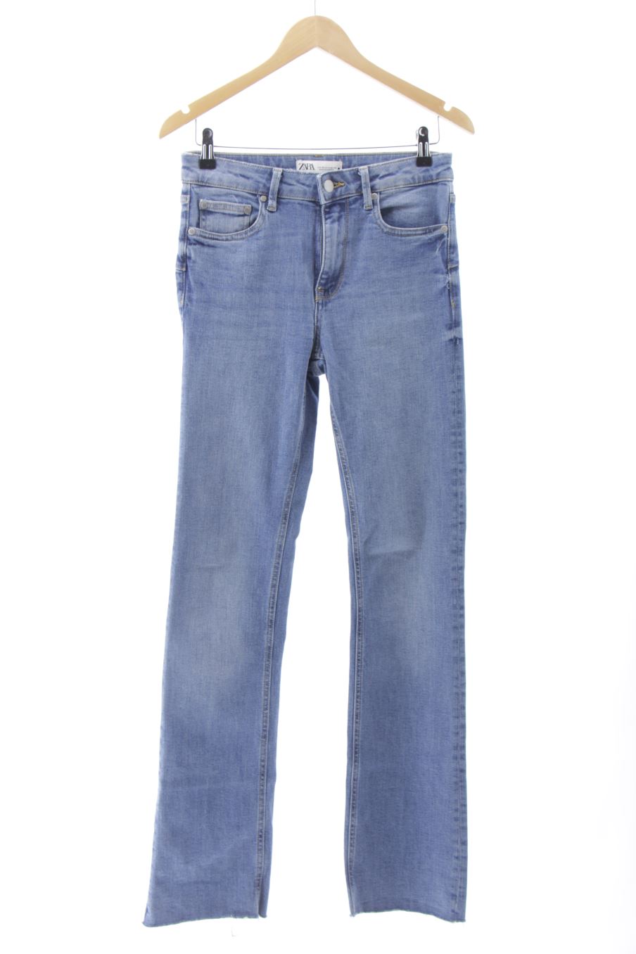 Vaquero de Zara de la talla 36, de color azul de ropa vaquera