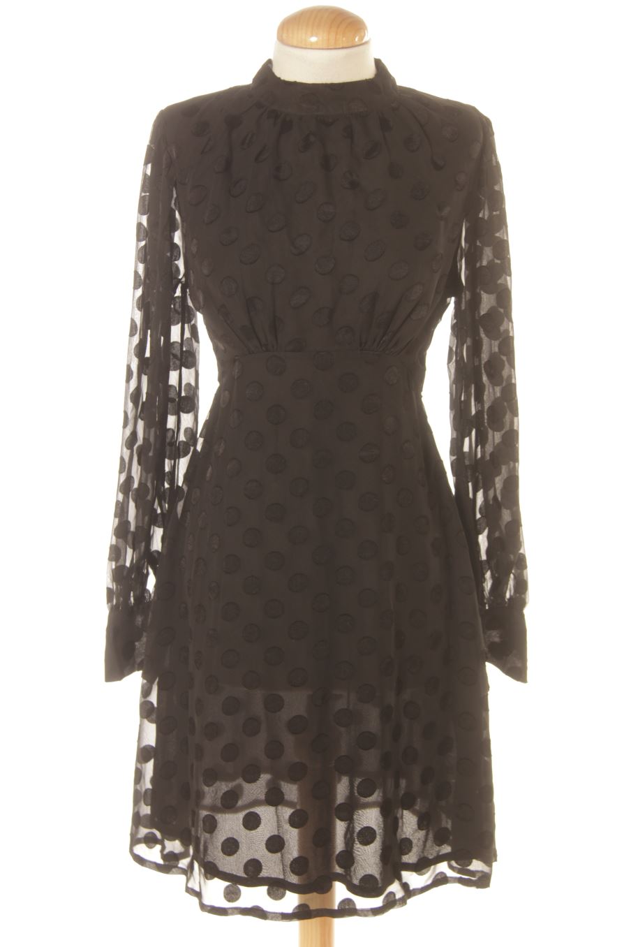 Robe Violet de la taille 34, de couleur noir
