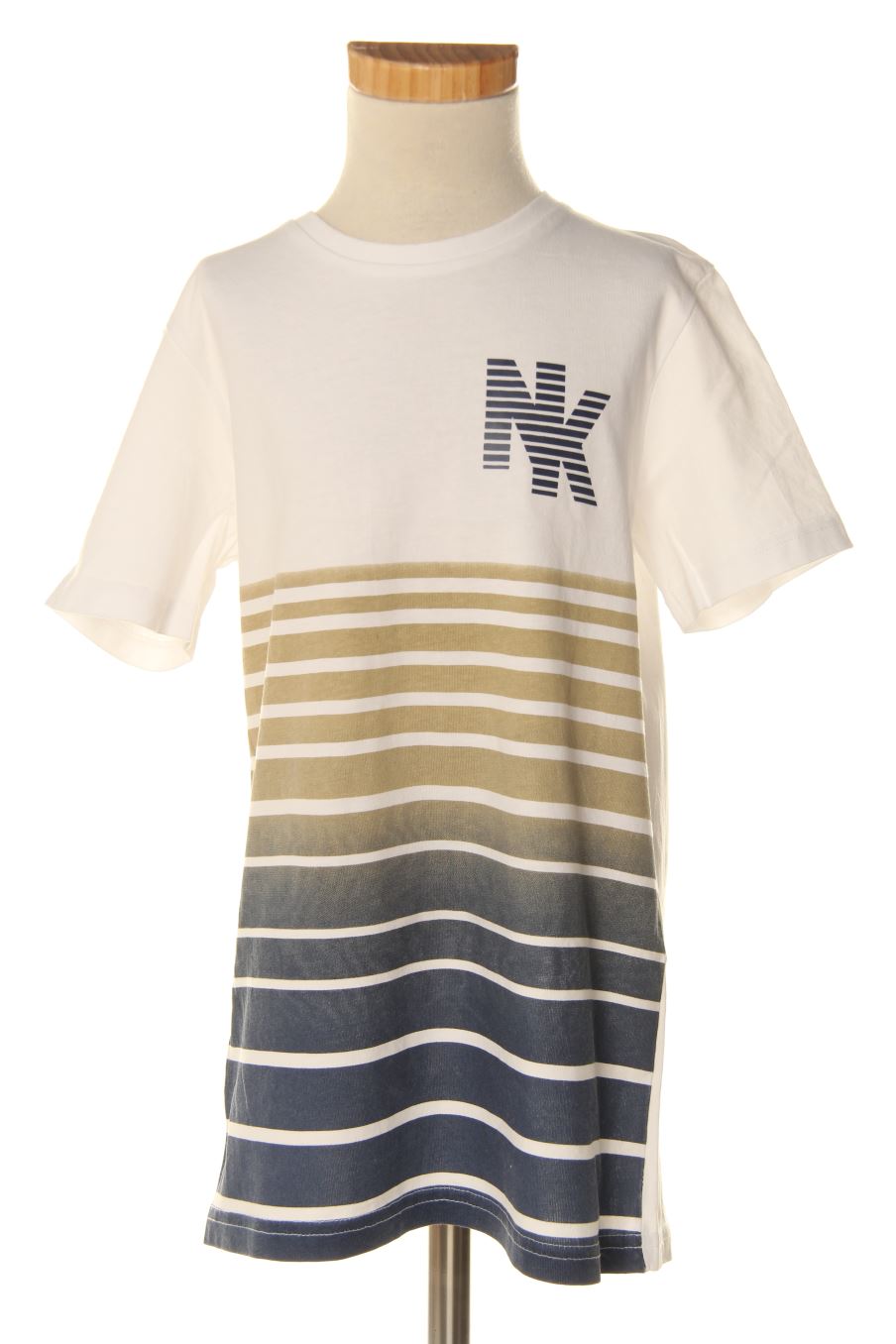 Camiseta de Nukutavake de la talla 10 años de segunda mano