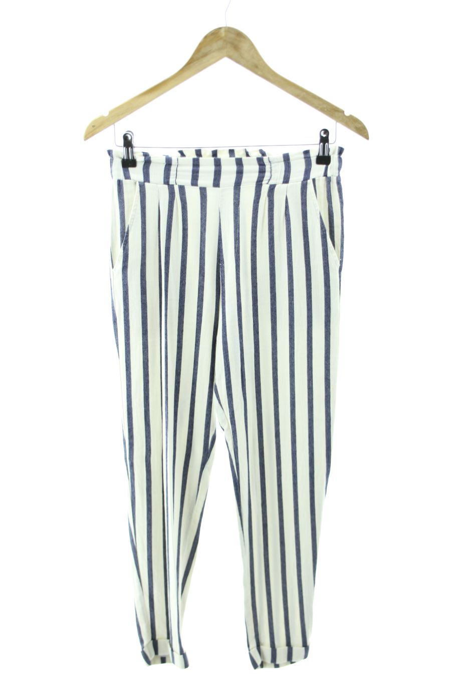 Pantalones de Stradivarius de la talla S, de color rayas