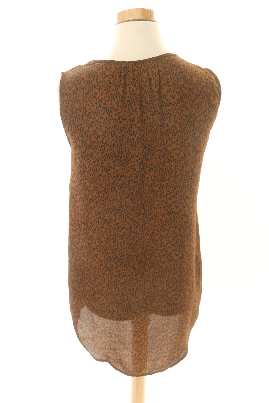 Top de H&M de la talla 34, de color animal print