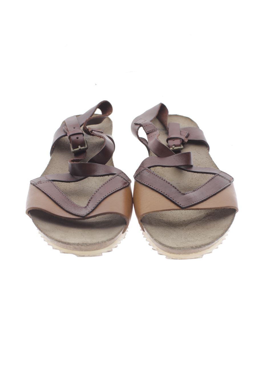 Sandalias tacon de Camila's de la talla 40, de color marrón de