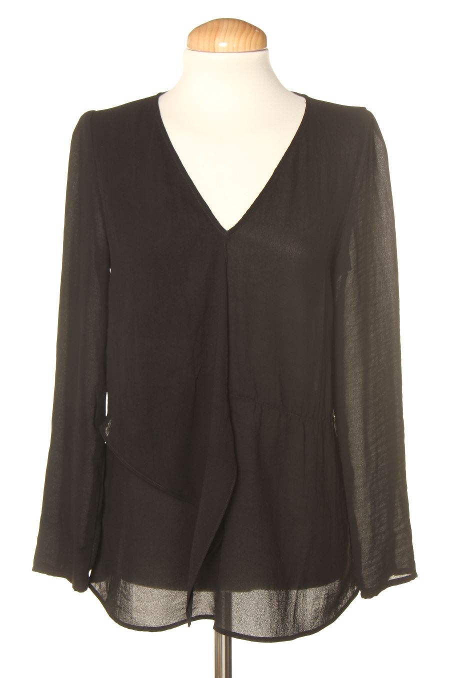 Blusa de manga larga de Zara de la talla S, de color negro