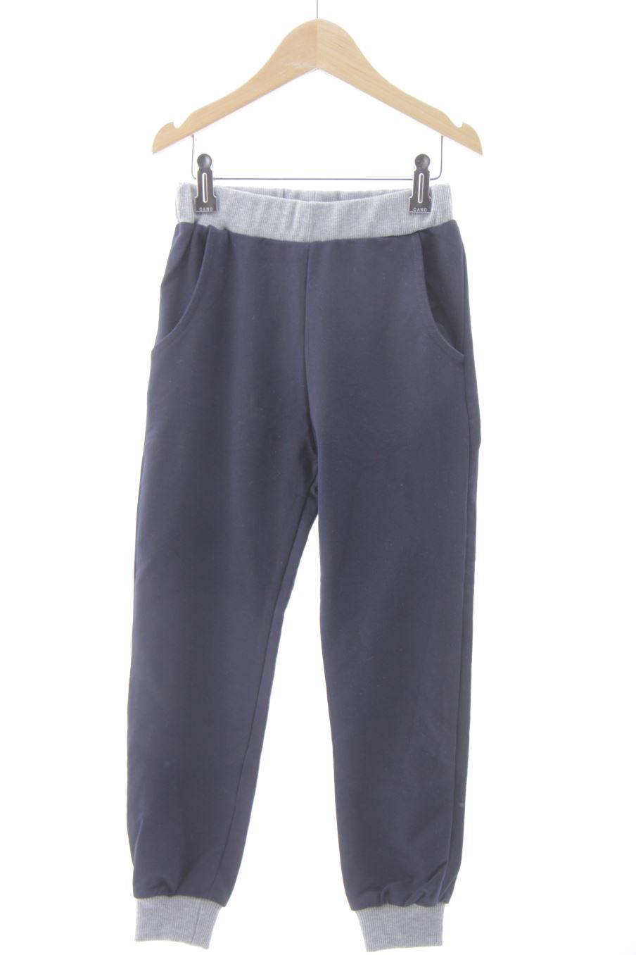 Pantalón de deporte de Denokids de la talla 6 años de segunda mano