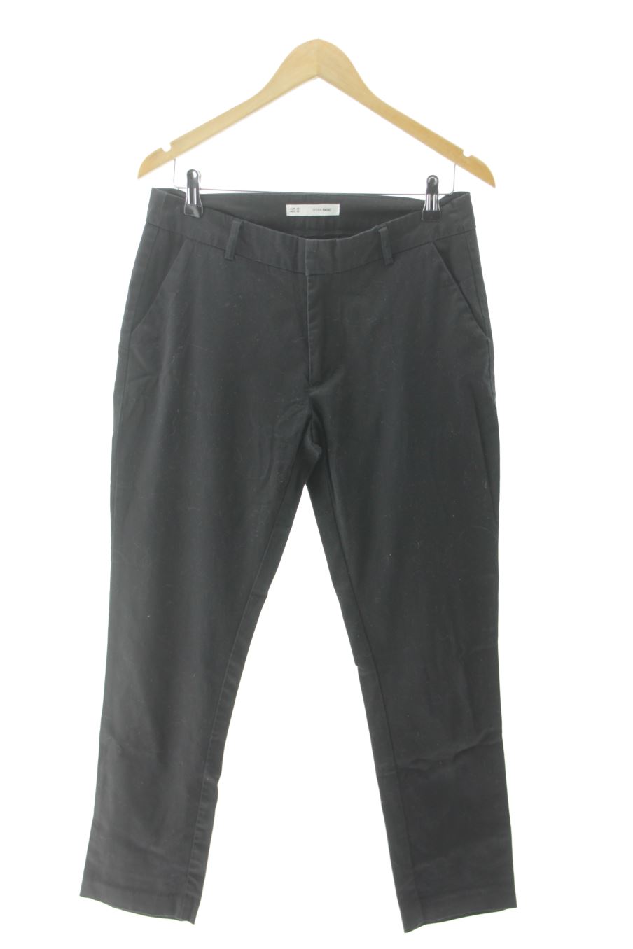 Jeans Sfera de la taille 40, de couleur noir