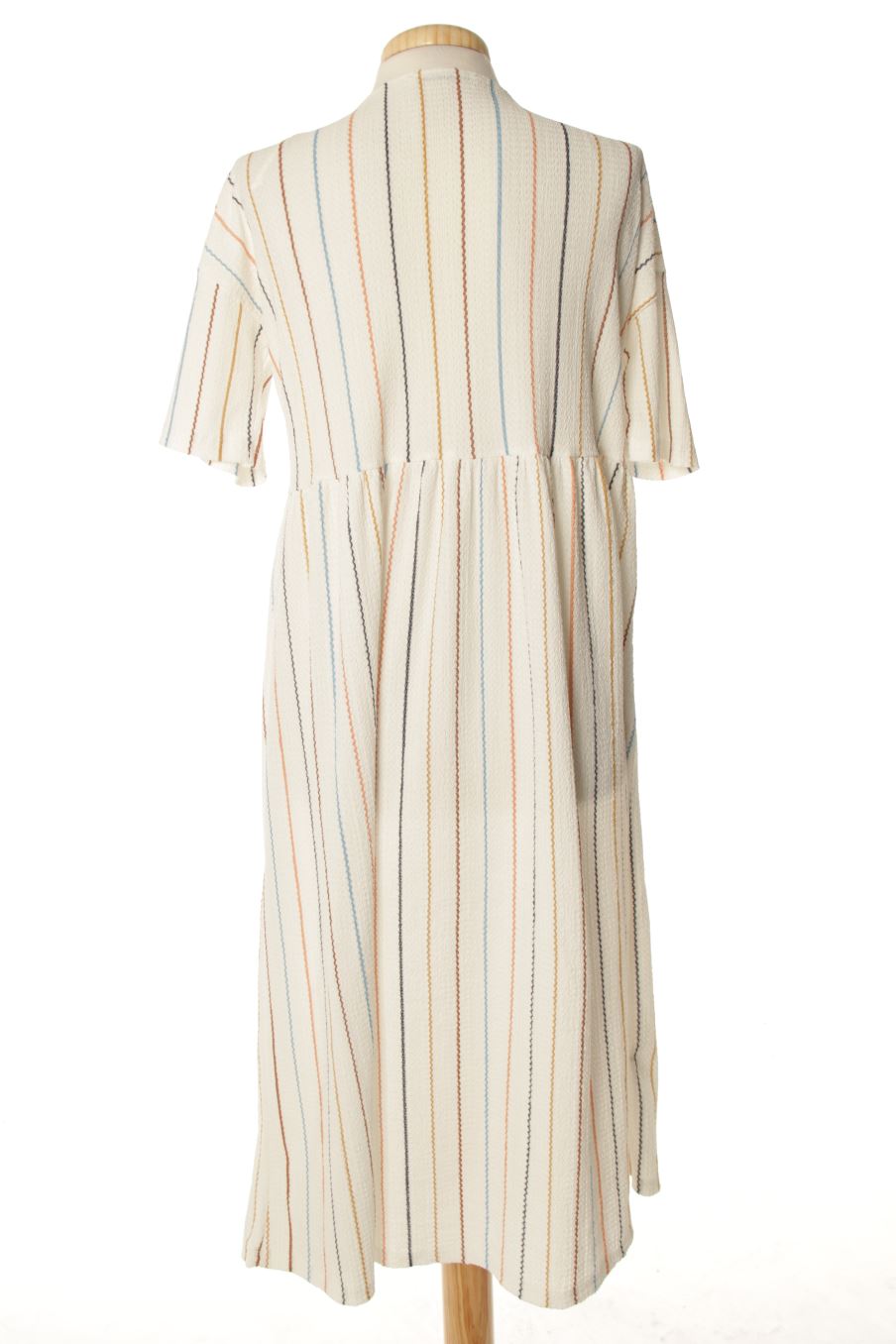 Vestido casual de Zara de la talla S, de color rayas