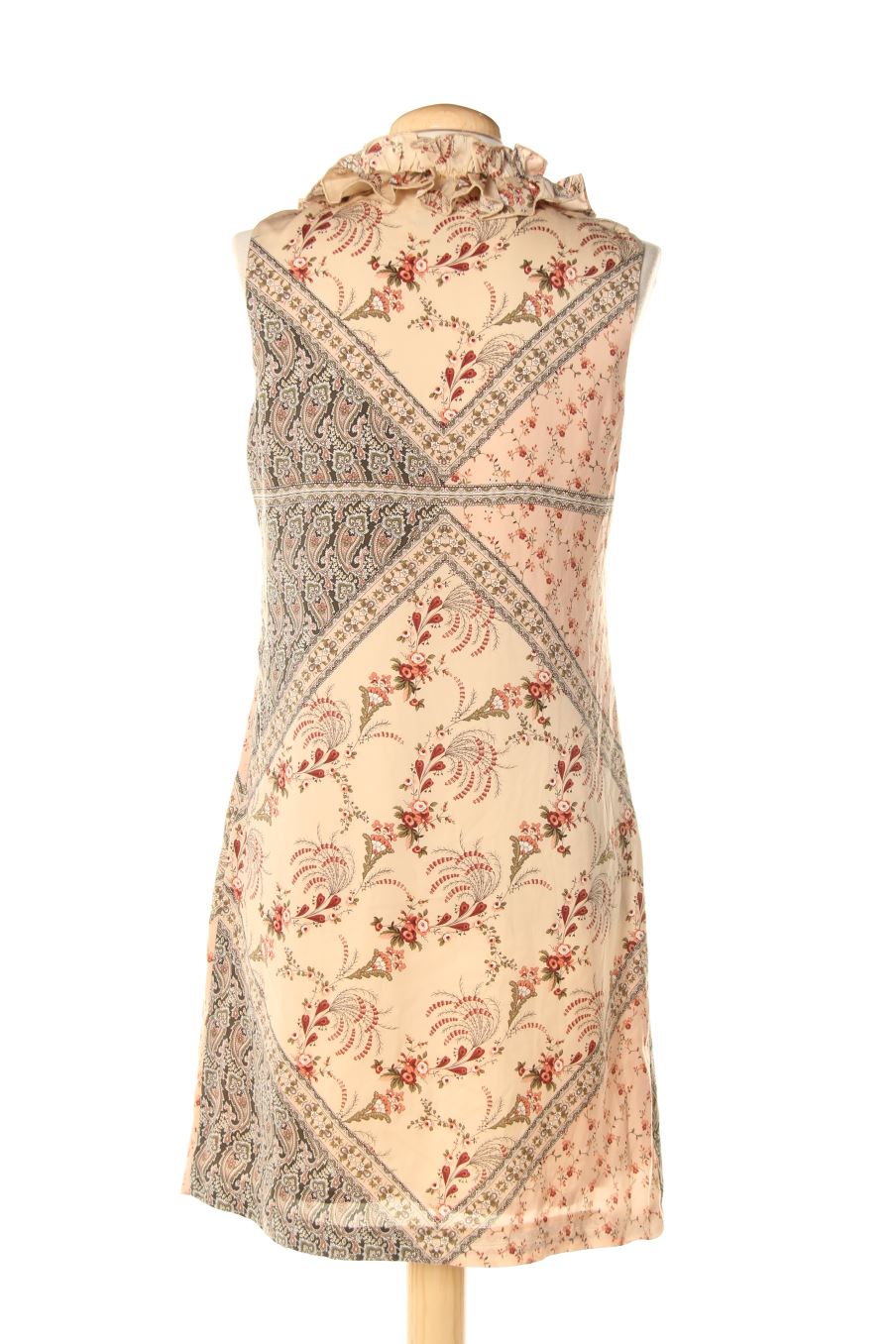 Robe casual Cortefiel de la taille 38, de couleur fleurs
