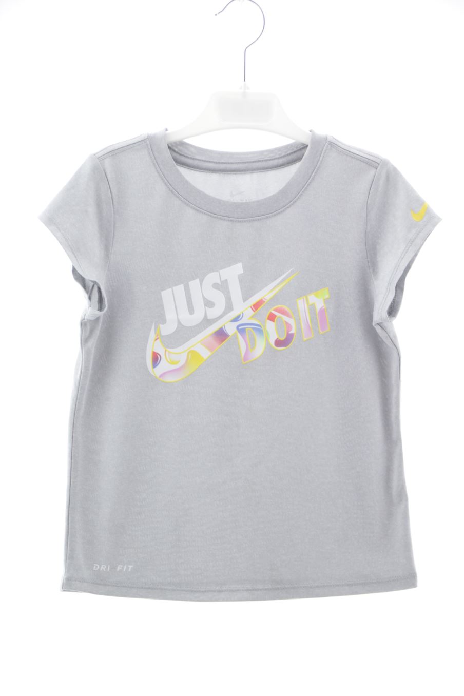 T-shirt Nike de la taille 5 ans de seconde main