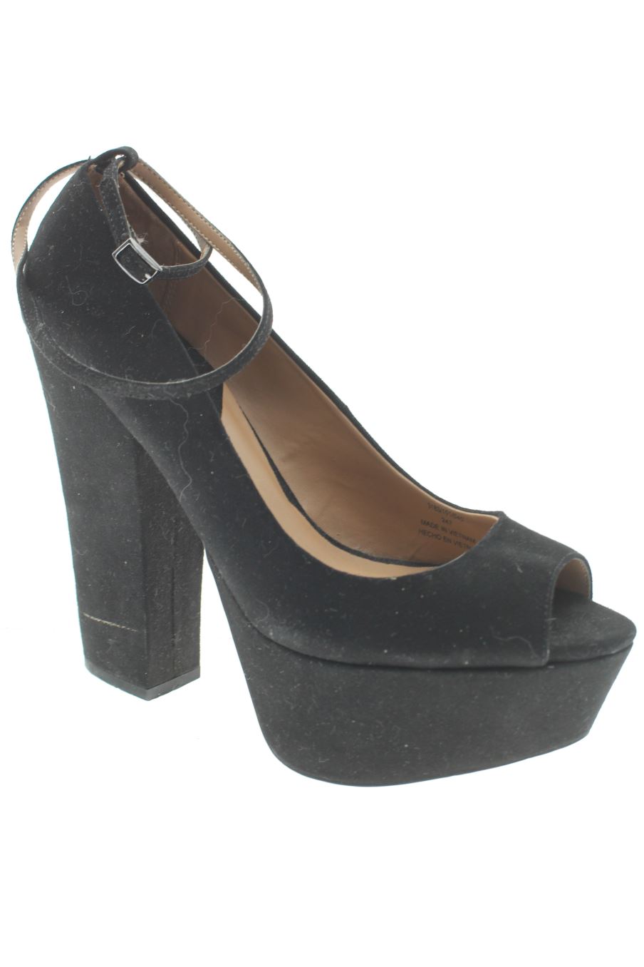 Zapatos de tacon de trf (ZARA) de la talla 40, de color negro de