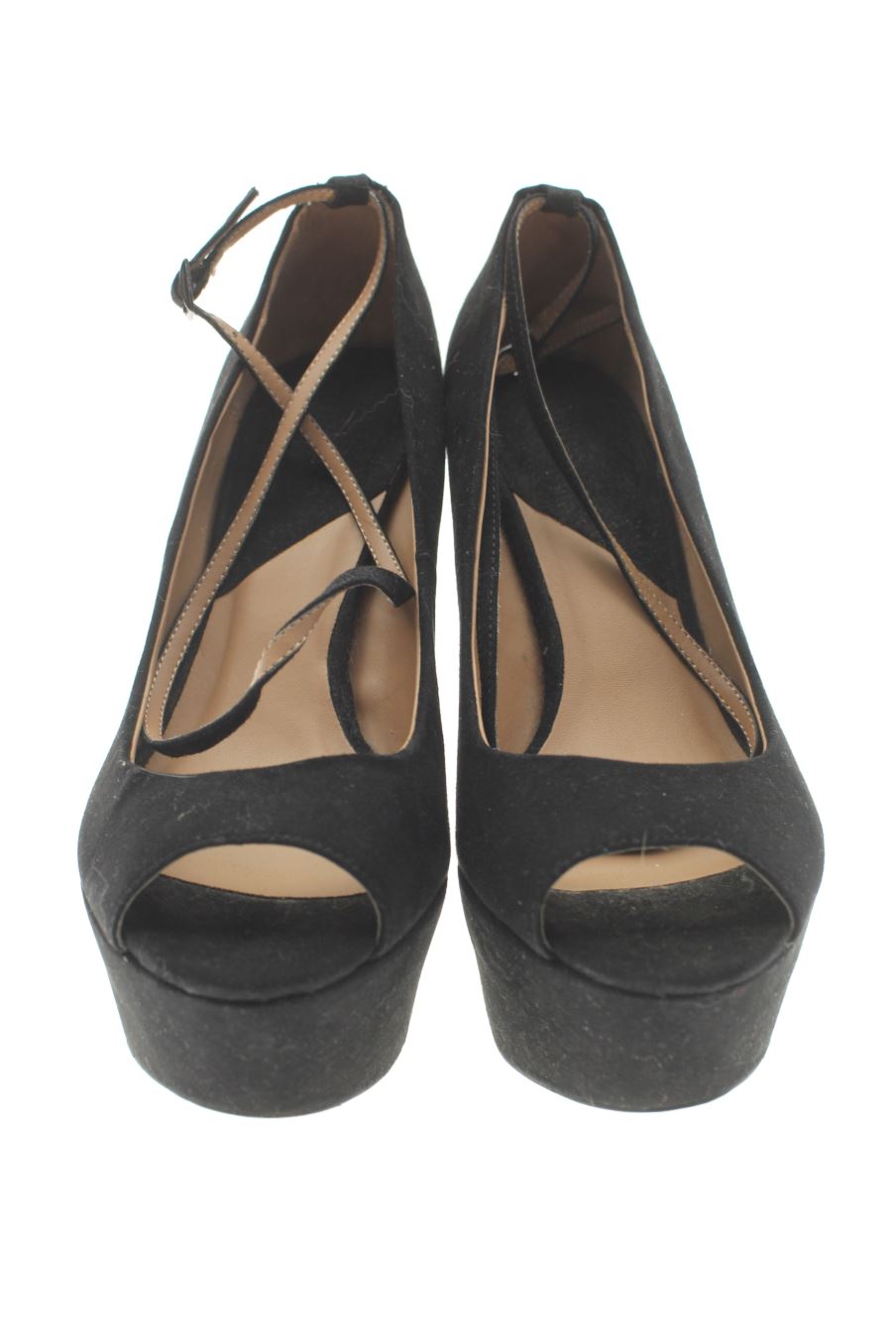 Zapatos de tacon de trf (ZARA) de la talla 40, de color negro de