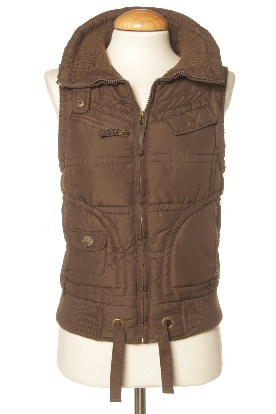 Gilet imbottito de Stradivarius de la talla S, de color marrone