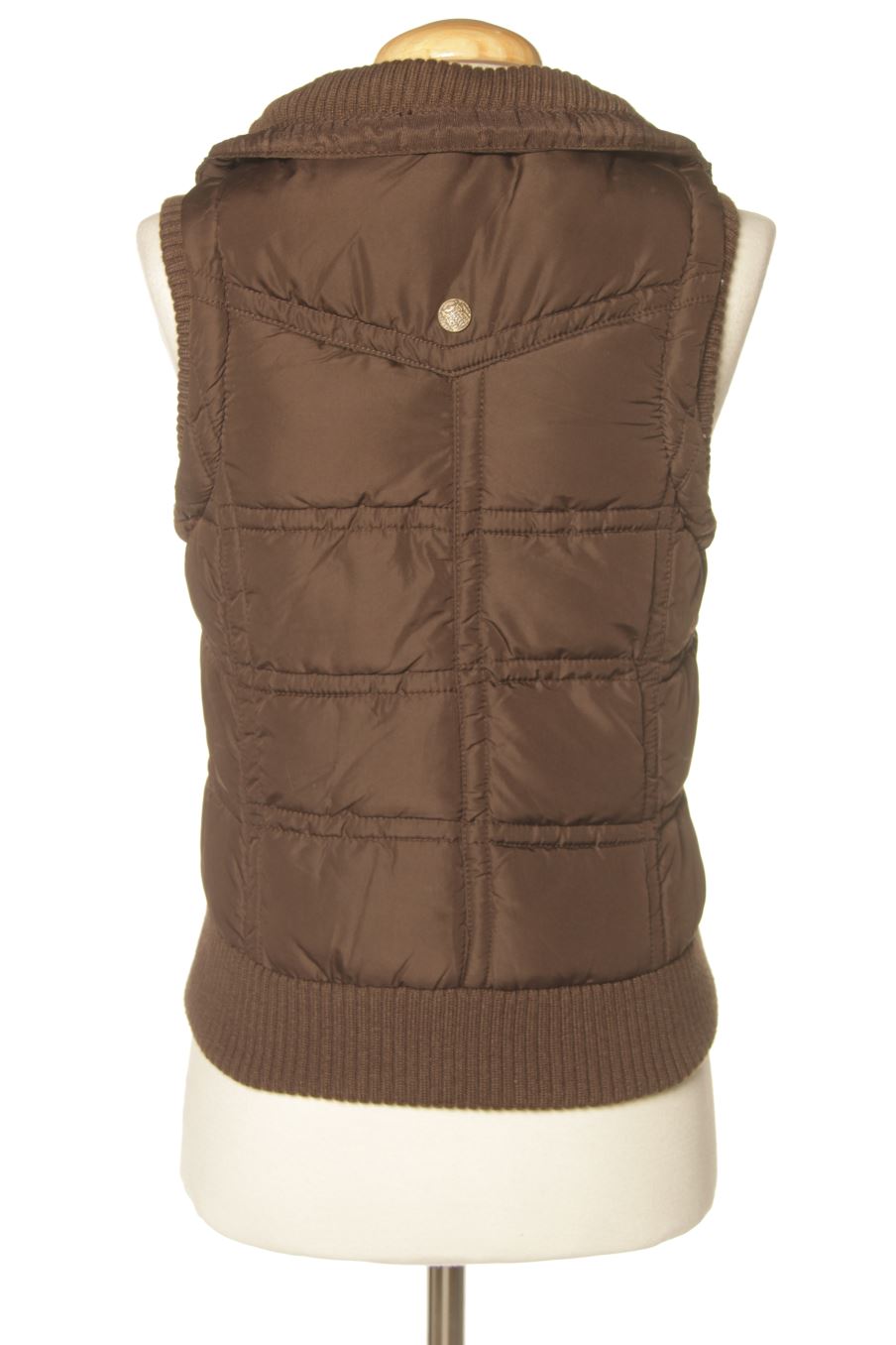 Gilet imbottito de Stradivarius de la talla S, de color marrone