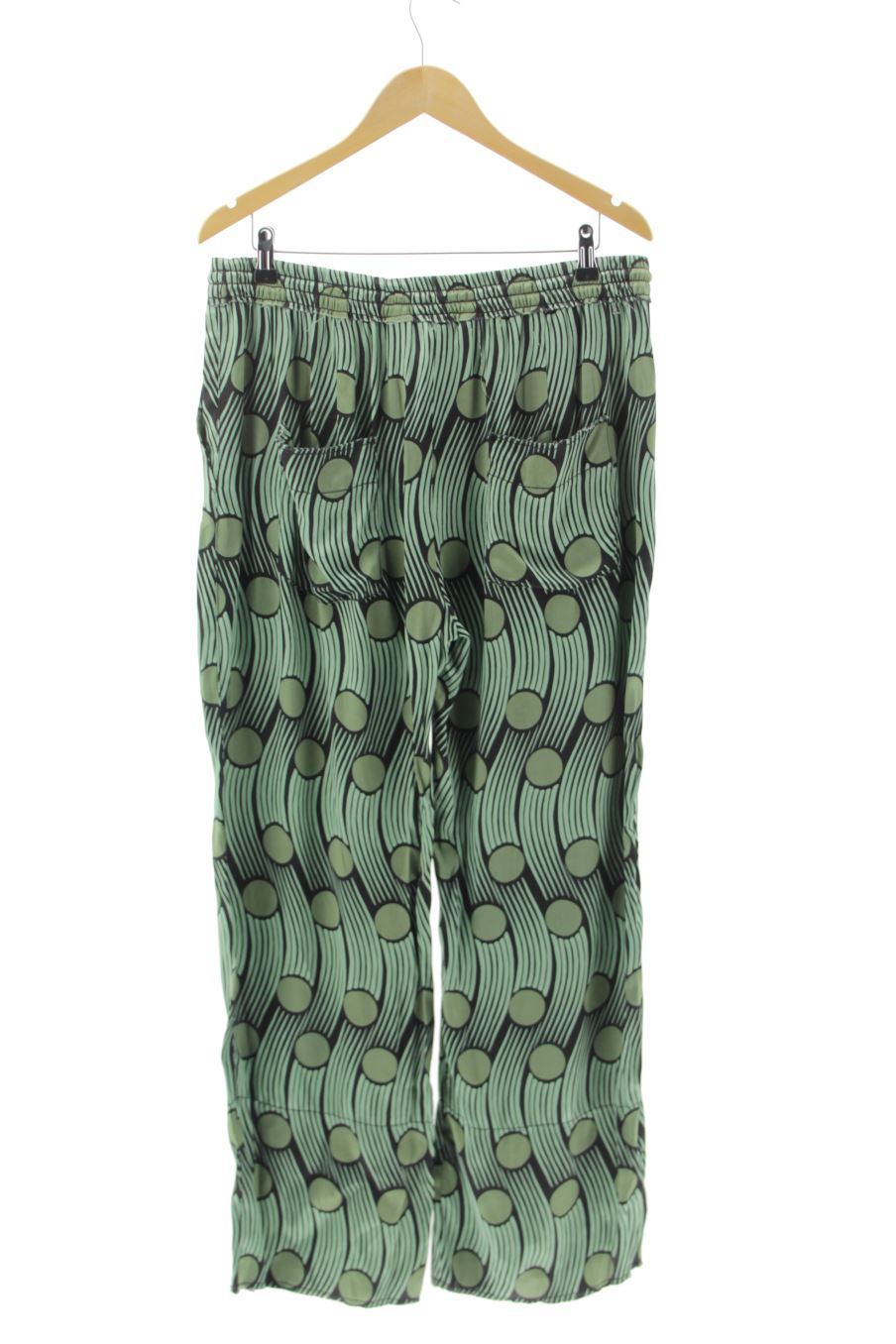 Pantalón Casual de Zara de la talla XL, de color verde