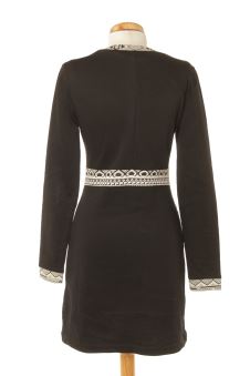 Einfaches Kleid S Surkana