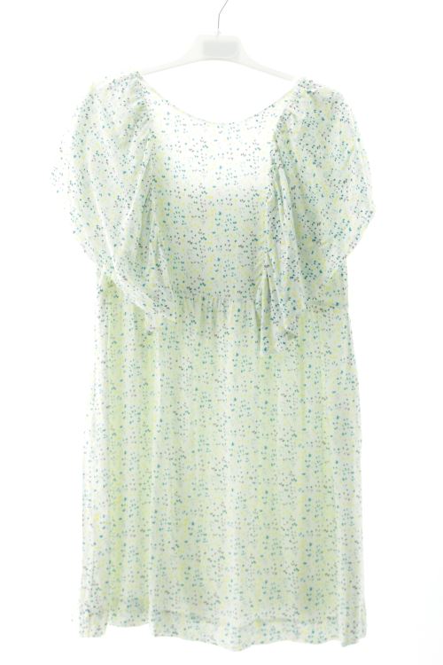 Aufwändiges Kleid