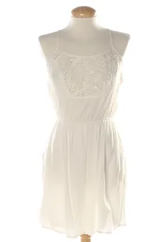 Vestido casual S Stradivarius, foto 1 de 2