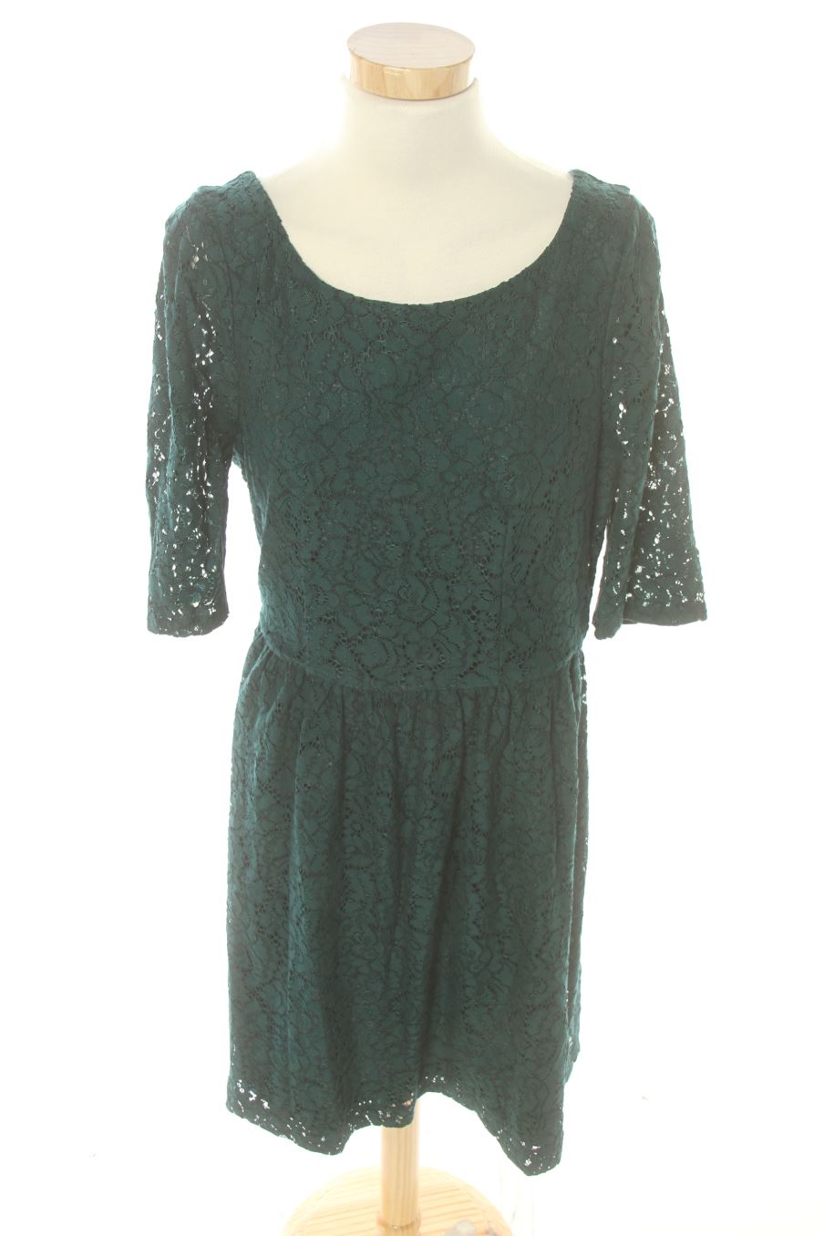Robe Camaieu de la taille 44 de couleur vert