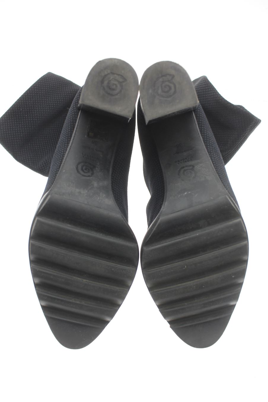 Botines de Ursula Mascaro de la talla 38, de color negro de