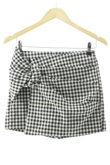 Shorts XS Zara, photo 1 sur 2