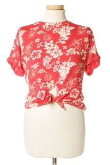 T-shirt XS Bershka, photo 1 sur 2