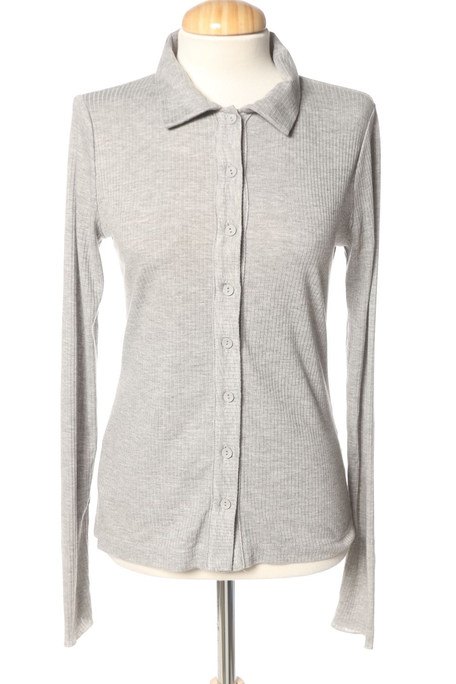 Chemise Mango de la taille M, de couleur gris