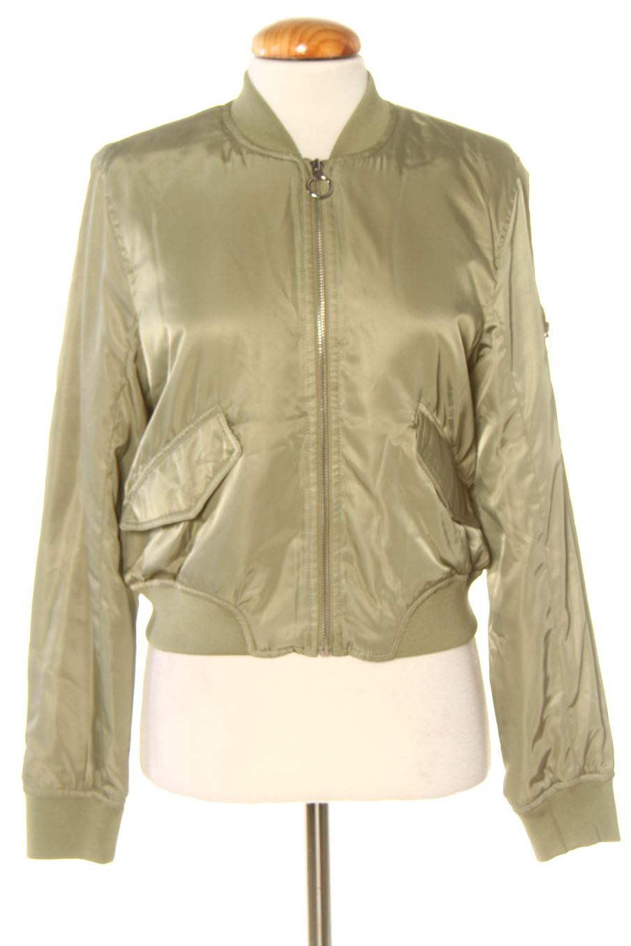 Blouson Pull & Bear de la taille S, de couleur vert