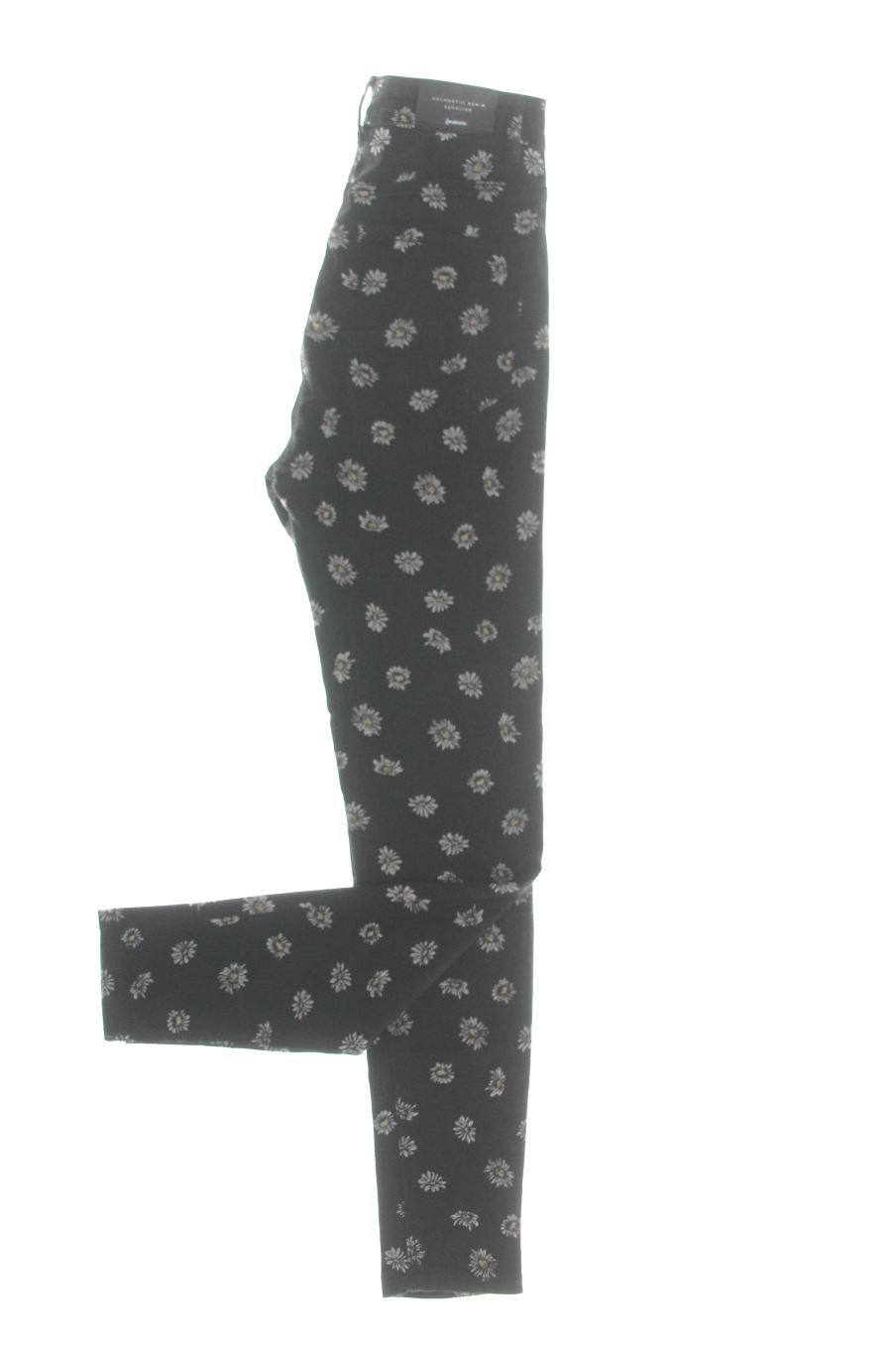 Jeans Stradivarius de la taille 36, de couleur fleurs de denim
