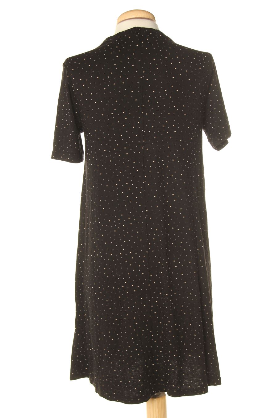 Robe casual Pull & Bear de la taille M, de couleur noir