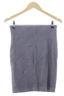 Aufwändiger Rock S Made in france