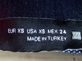 Pantalón de Zara de la talla XS, de color azul