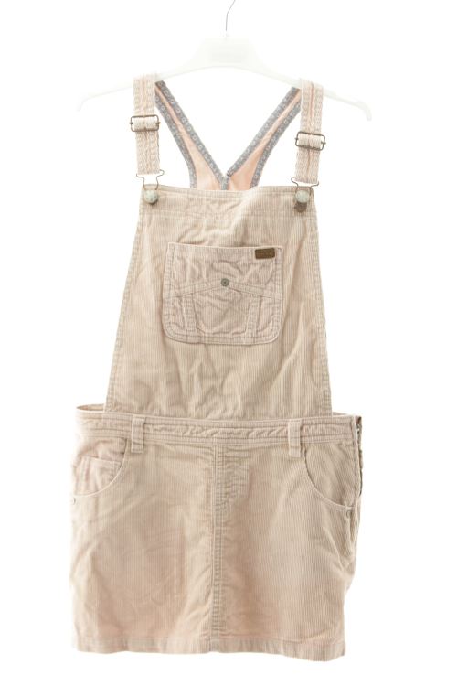 Aufwändiges Kleid