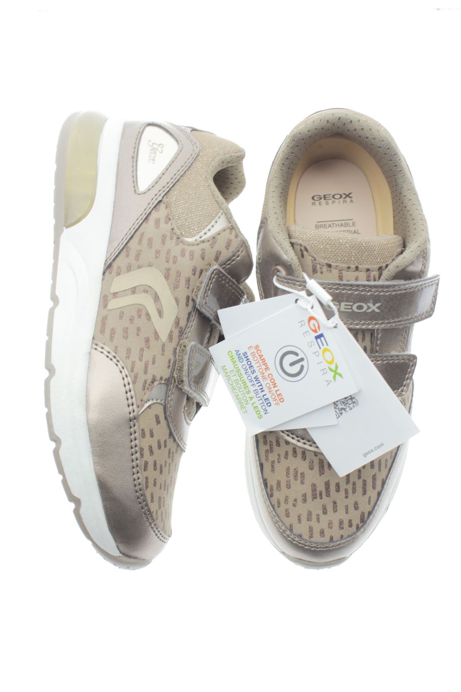 Zapatillas de Geox de la talla 33 con etiqueta