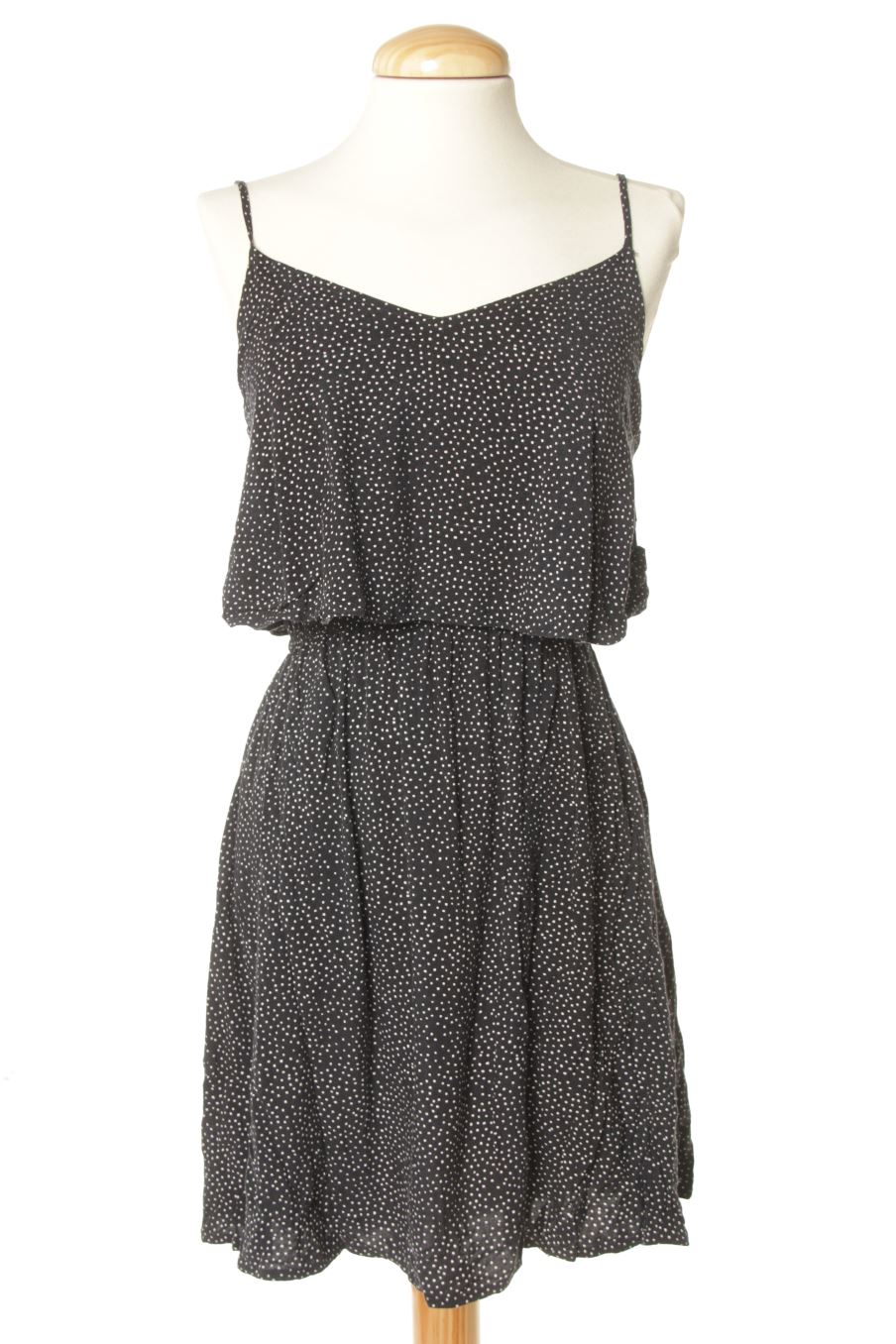 Robe casual H&M de la taille 36, de couleur noir