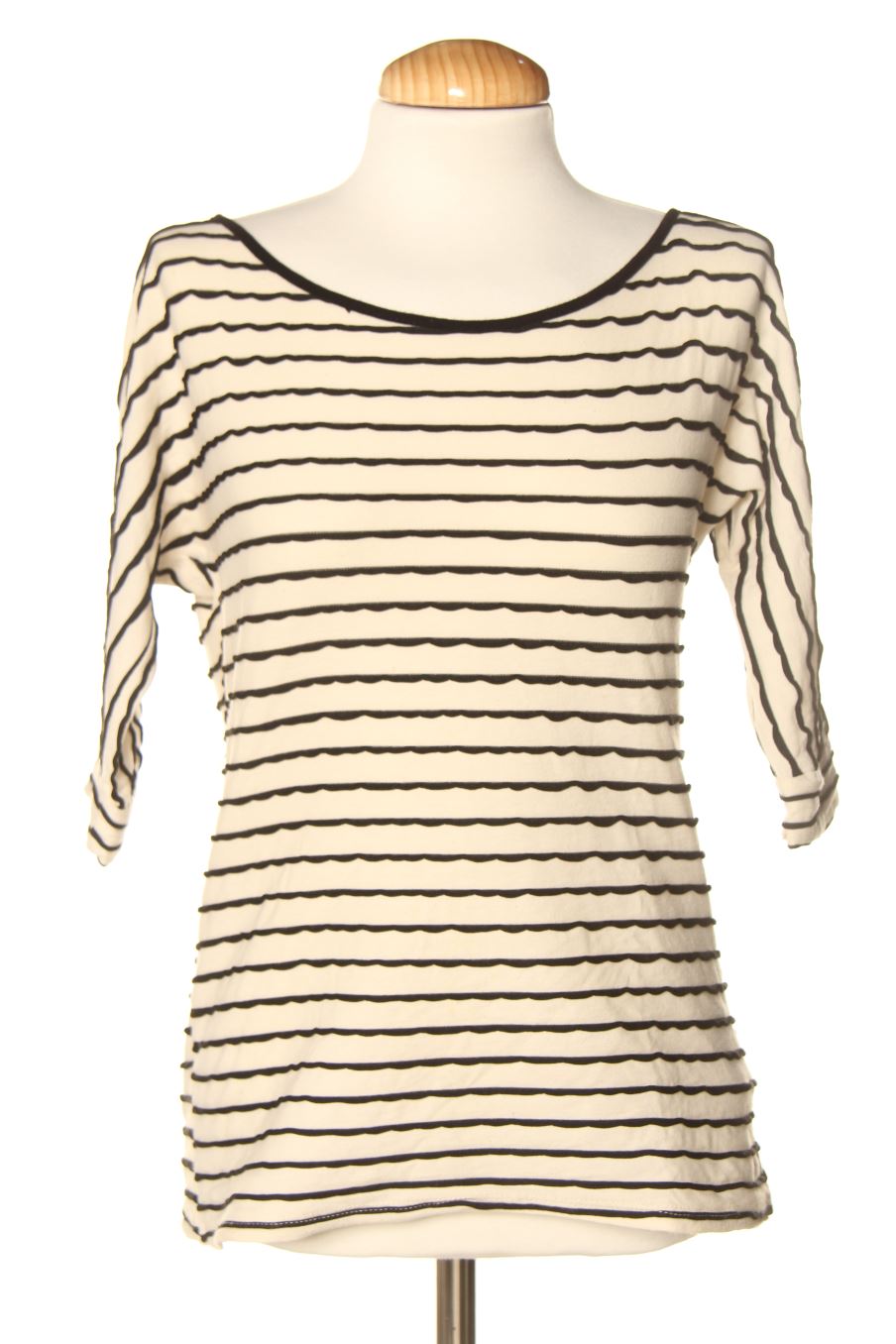 Camiseta manga larga de Bershka de la talla S, de color rayas