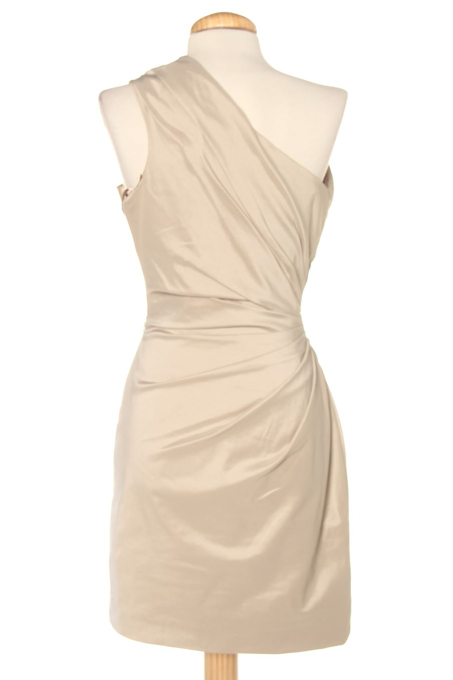 Vestido elegante de Adolfo Dominguez de la talla 36, de color beige