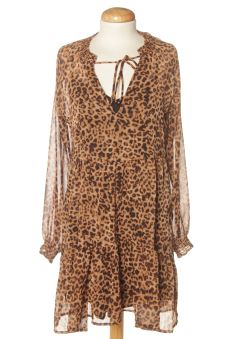 Vestido casual S Stradivarius, foto 1 de 2