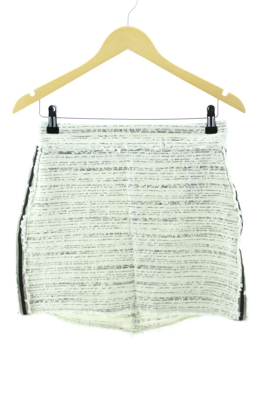 Jupe Zara de la taille M, de couleur rayures