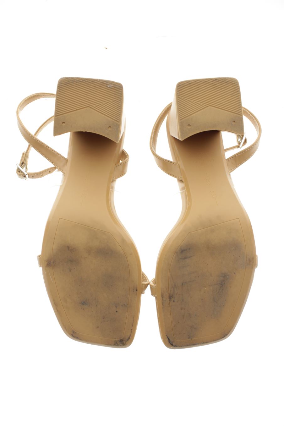 Sandalias tacon de Bershka de la talla 35, de color beige de