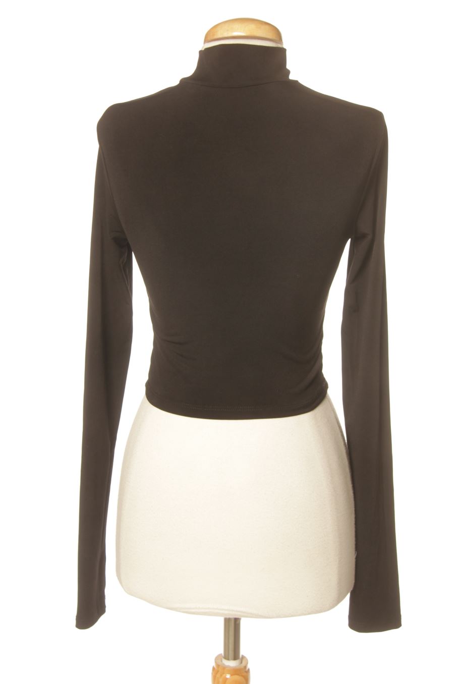 Top Bershka de la taille S, de couleur noir