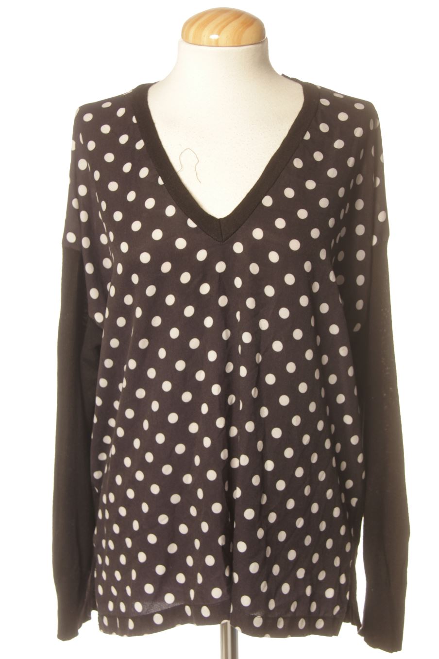 Pull Zara de la taille L, de couleur imprimés