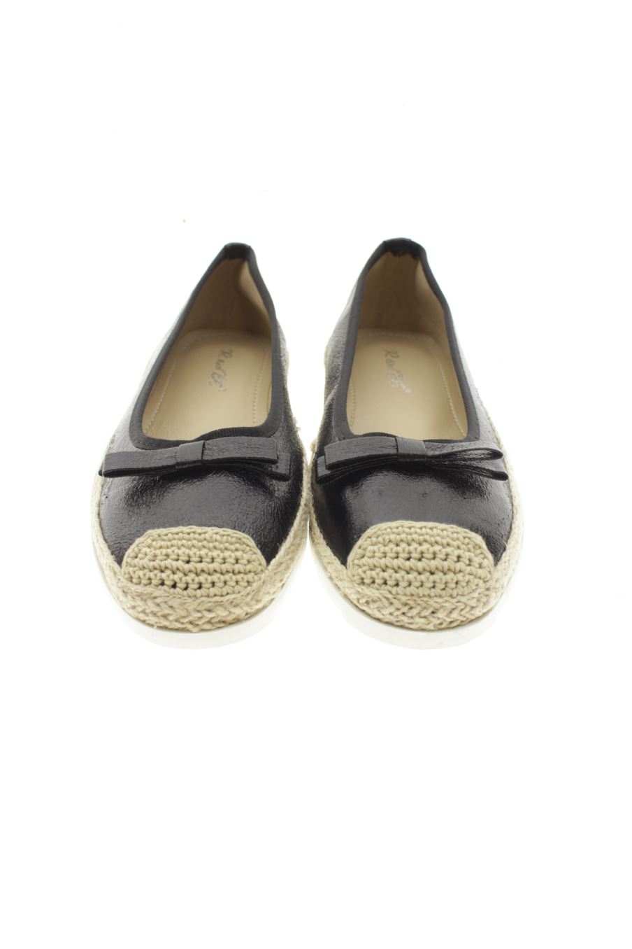 Zapatos planos de R and BE de la talla 37, de color negro de