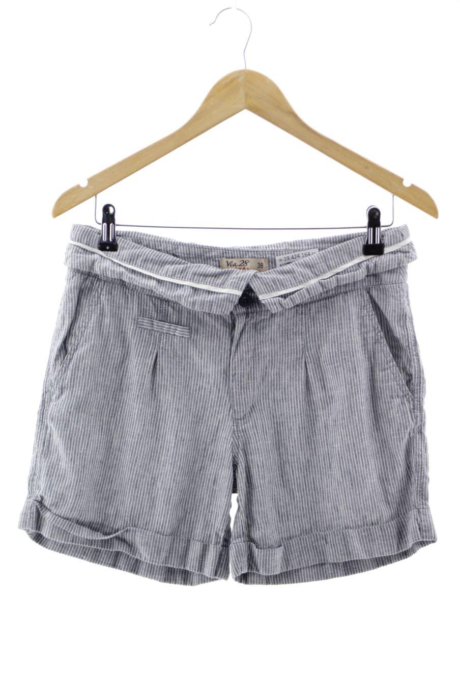 Pantalones cortos de Via 28 de la talla 38, de color rayas
