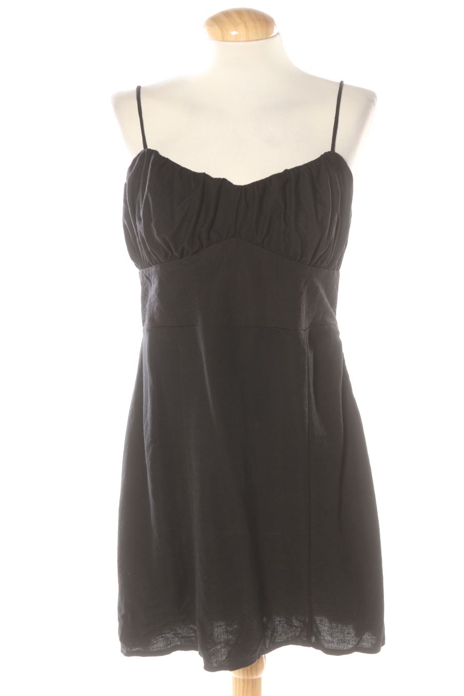 Robe casual Mango de la taille L, de couleur noir