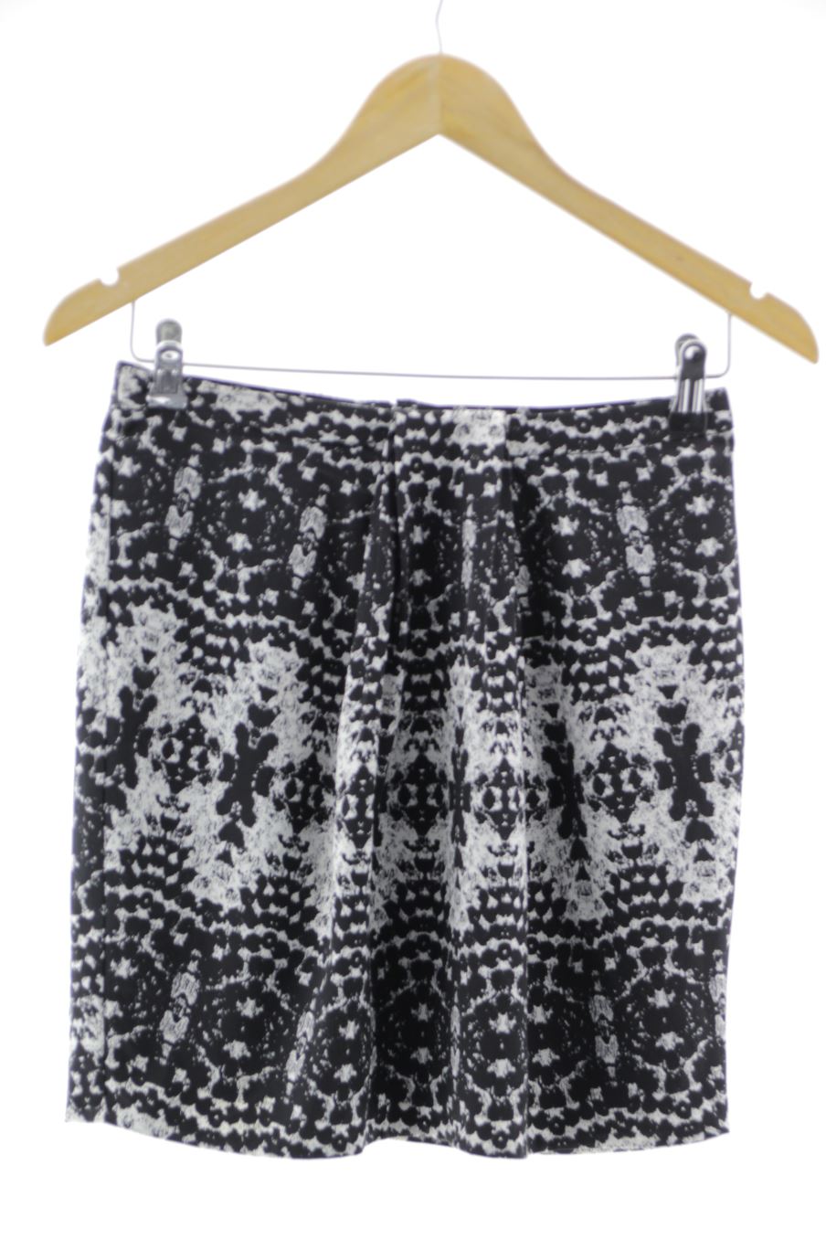 Jupe H&M de la taille 36, de couleur noir