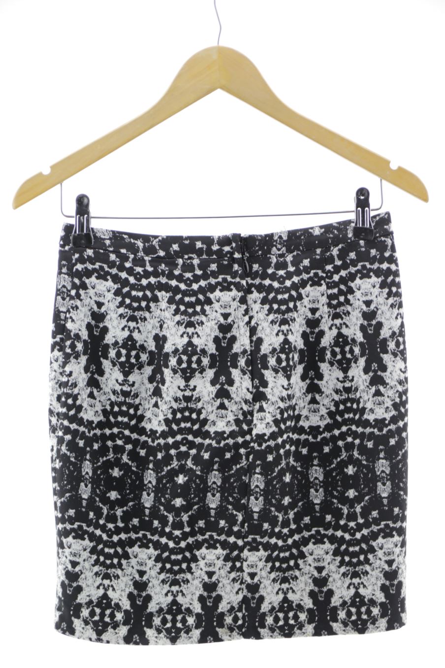 Jupe H&M de la taille 36, de couleur noir