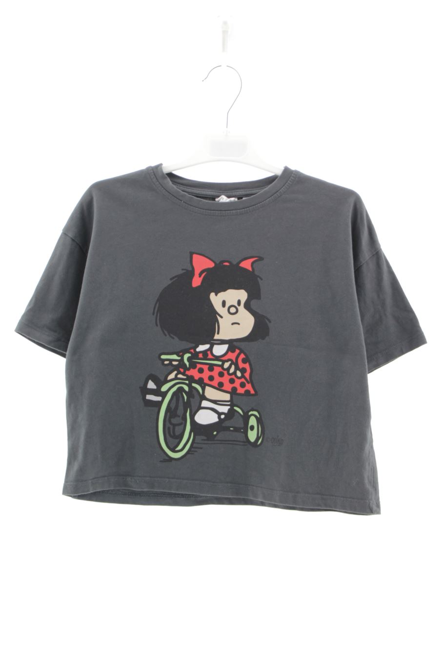 T-shirt Zara de la taille 10 ans de seconde main
