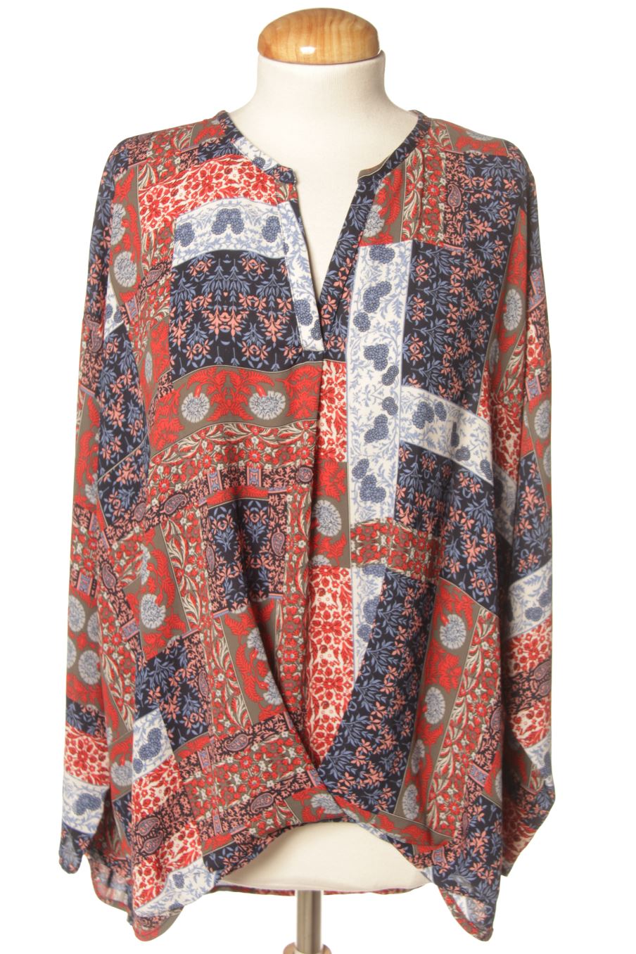 Blusa de manga larga de Elogy de la talla XL, de color estampado